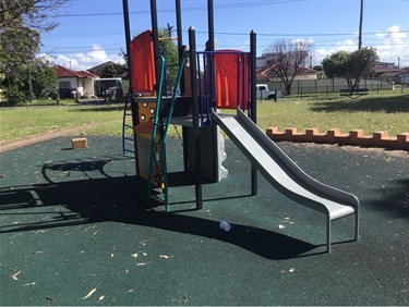 Arbutus Park Playground