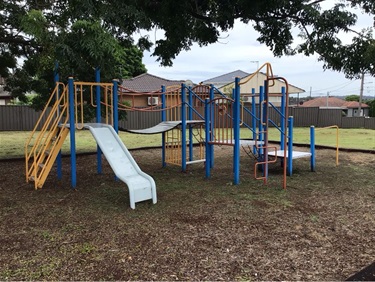 Garran Park Playground