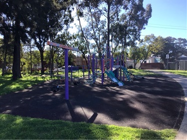 Lynesta Park Playground