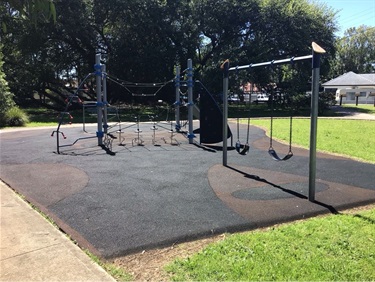 Oakdene Park Playground