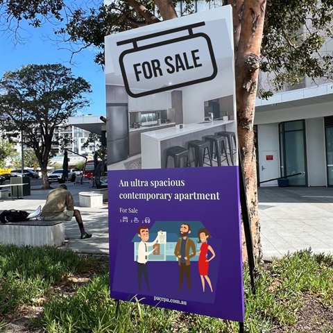 Villawood real estate sign.